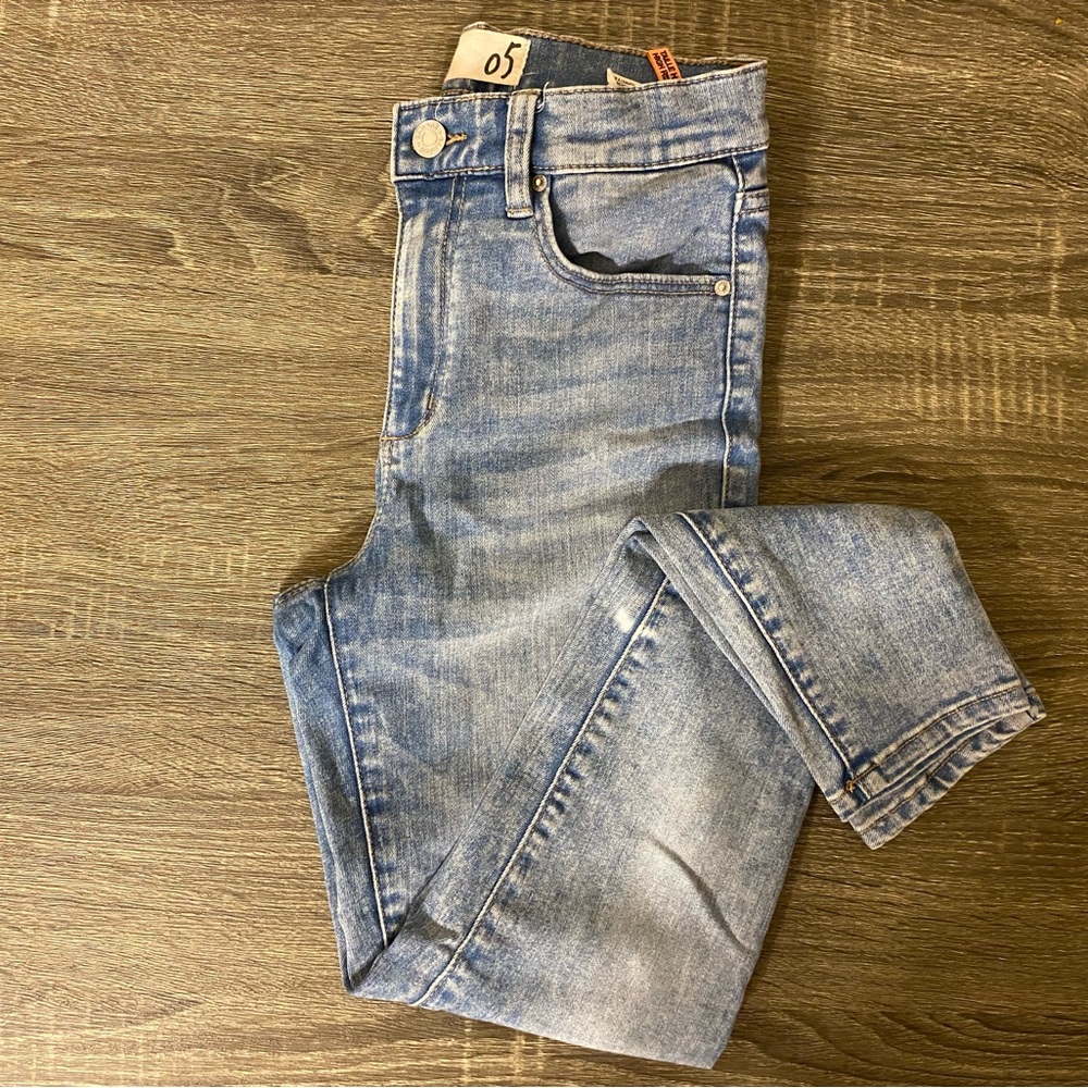 High Waisted Garage Jeans - Picture 3 of 6